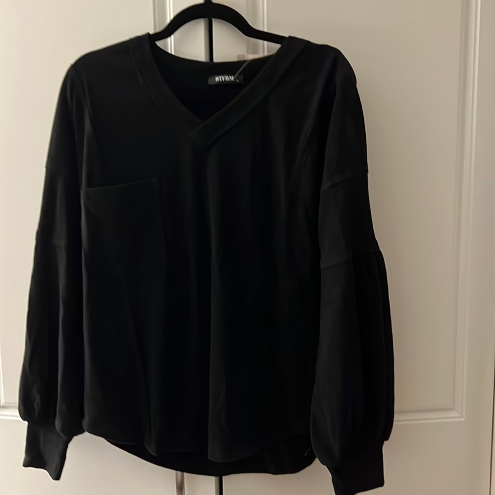 Black comfy long sleeve